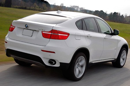 BMW 3.0-liter benzin